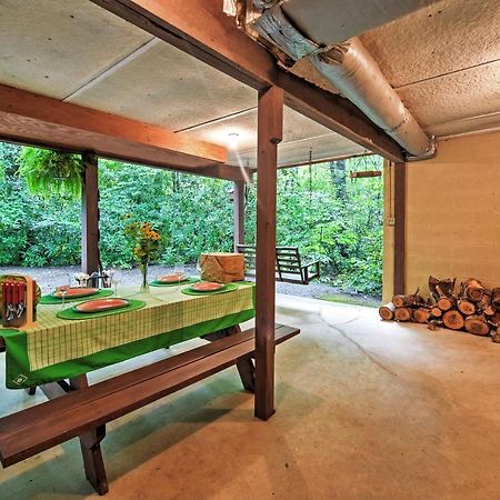 Serene Creekside Cottage Near Asheville Fire Pit Candler Exterior photo